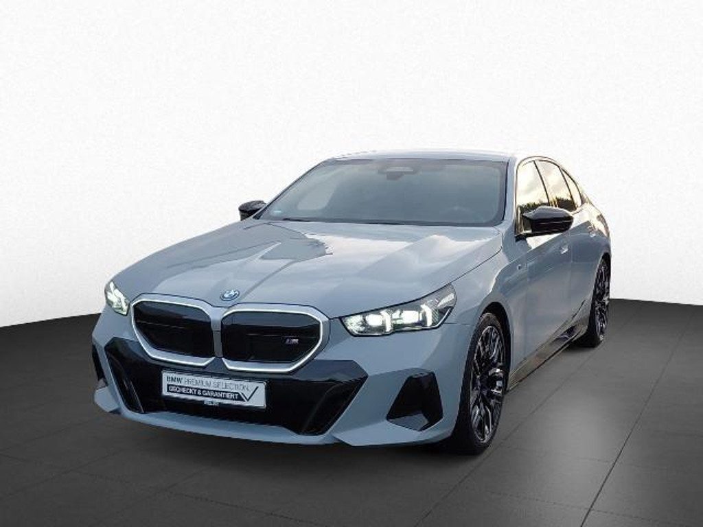 BMW i5 xDrive Sedan M60