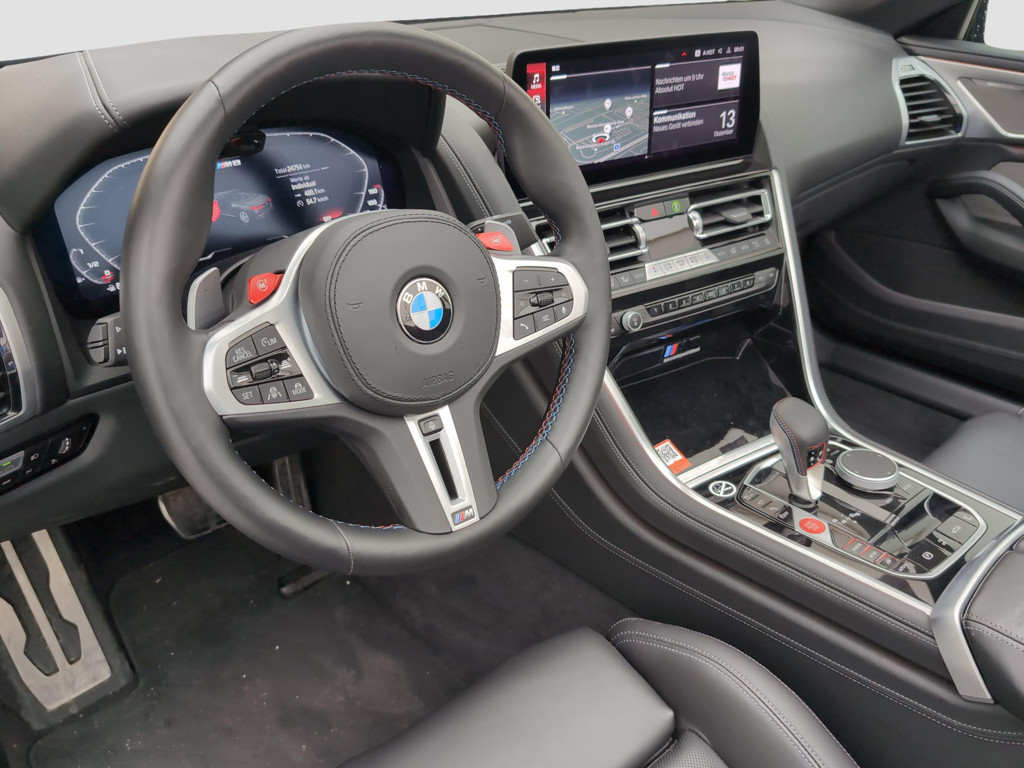 BMW M8