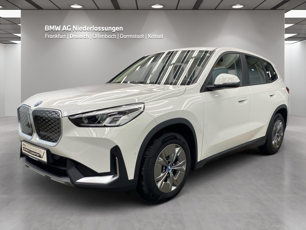 BMW iX1 xDrive30