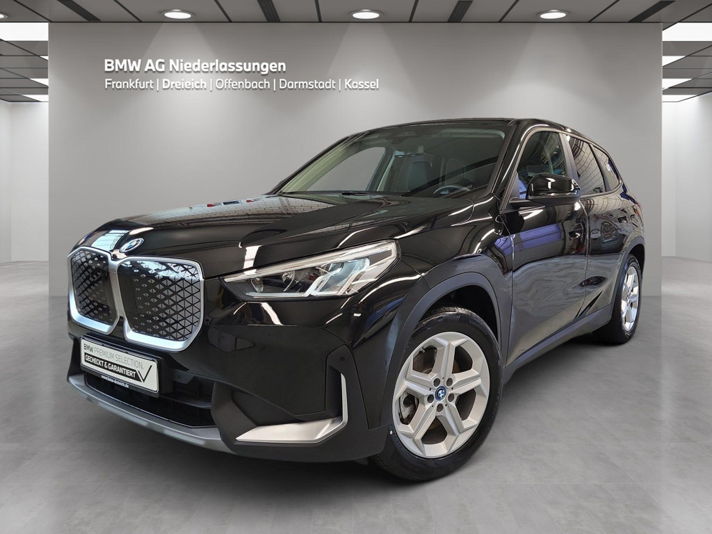BMW iX1 xDrive30