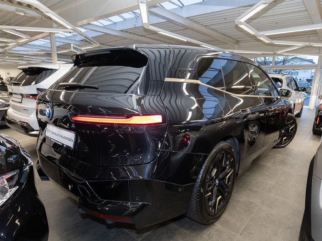 BMW iX xDrive40