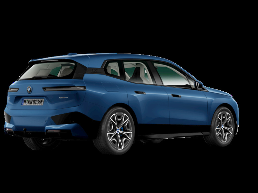 BMW iX