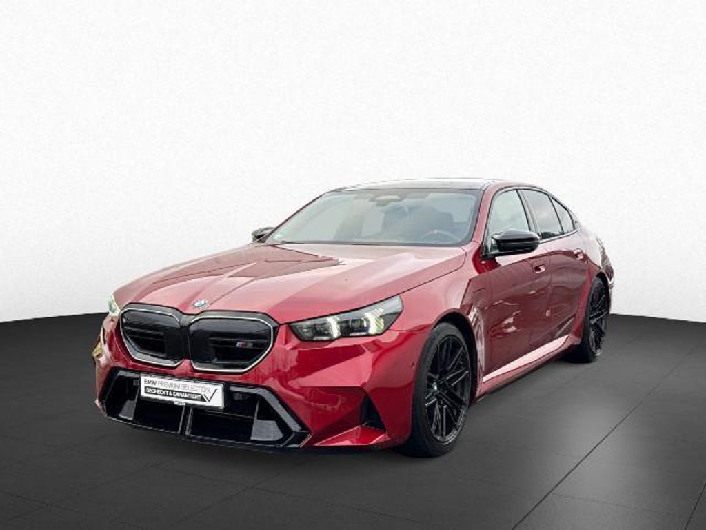 BMW M5 Sedan