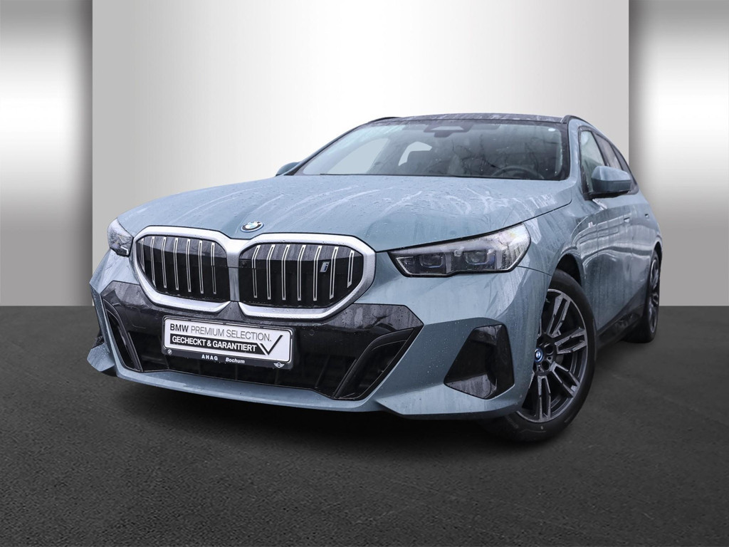 BMW i5 Touring eDrive40
