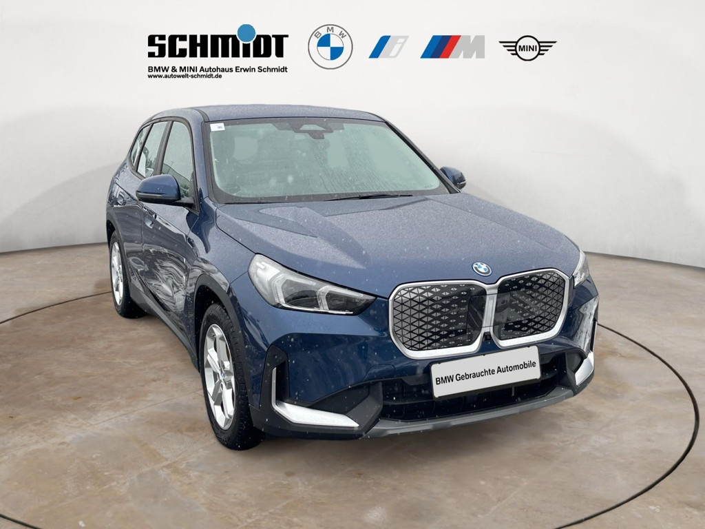BMW iX1 xDrive30