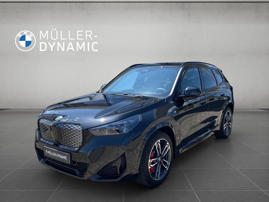 BMW iX1 xDrive30