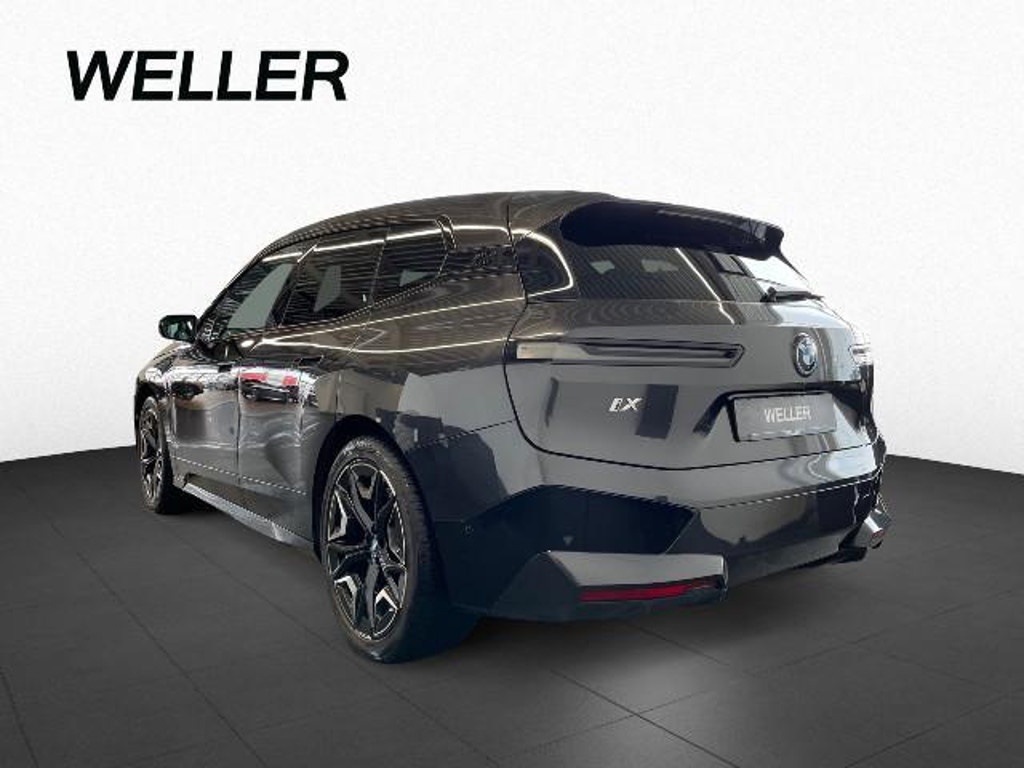 BMW iX xDrive40