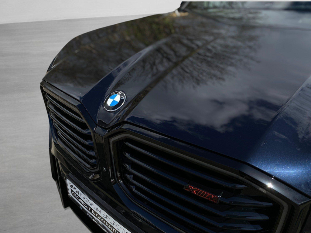 BMW XM