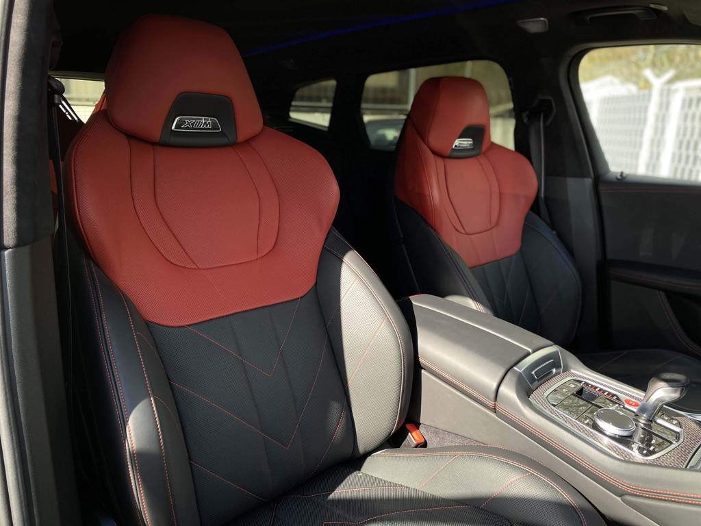 BMW XM