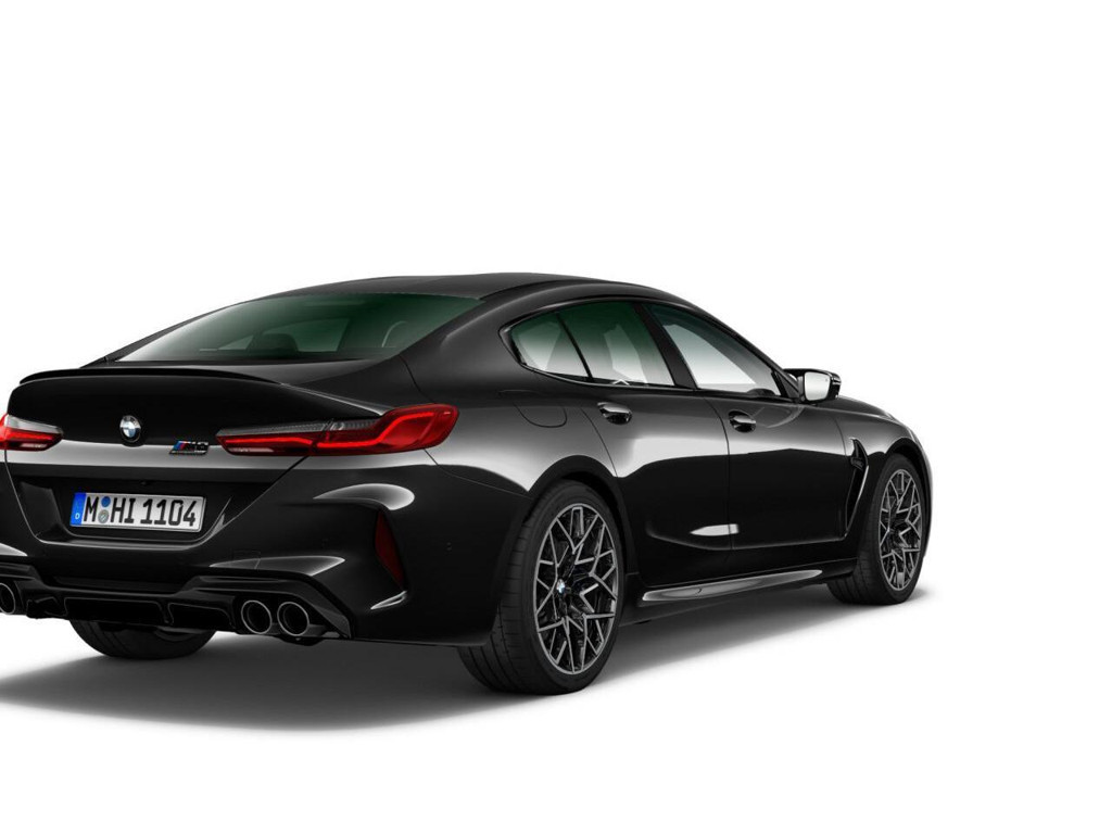 BMW M8