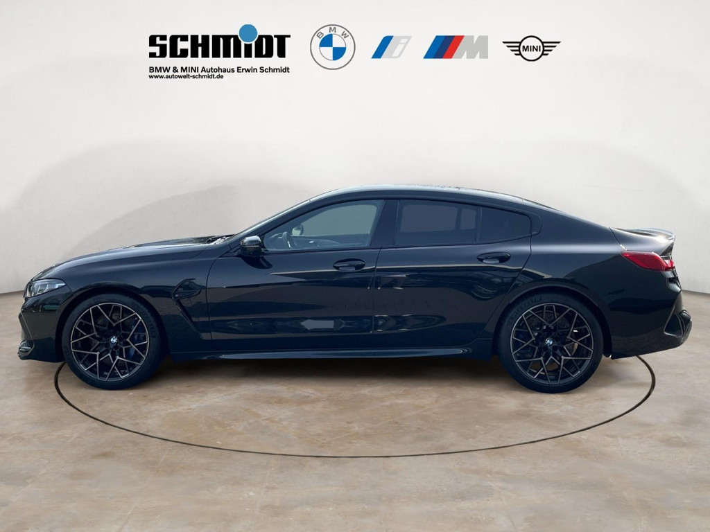 BMW M8