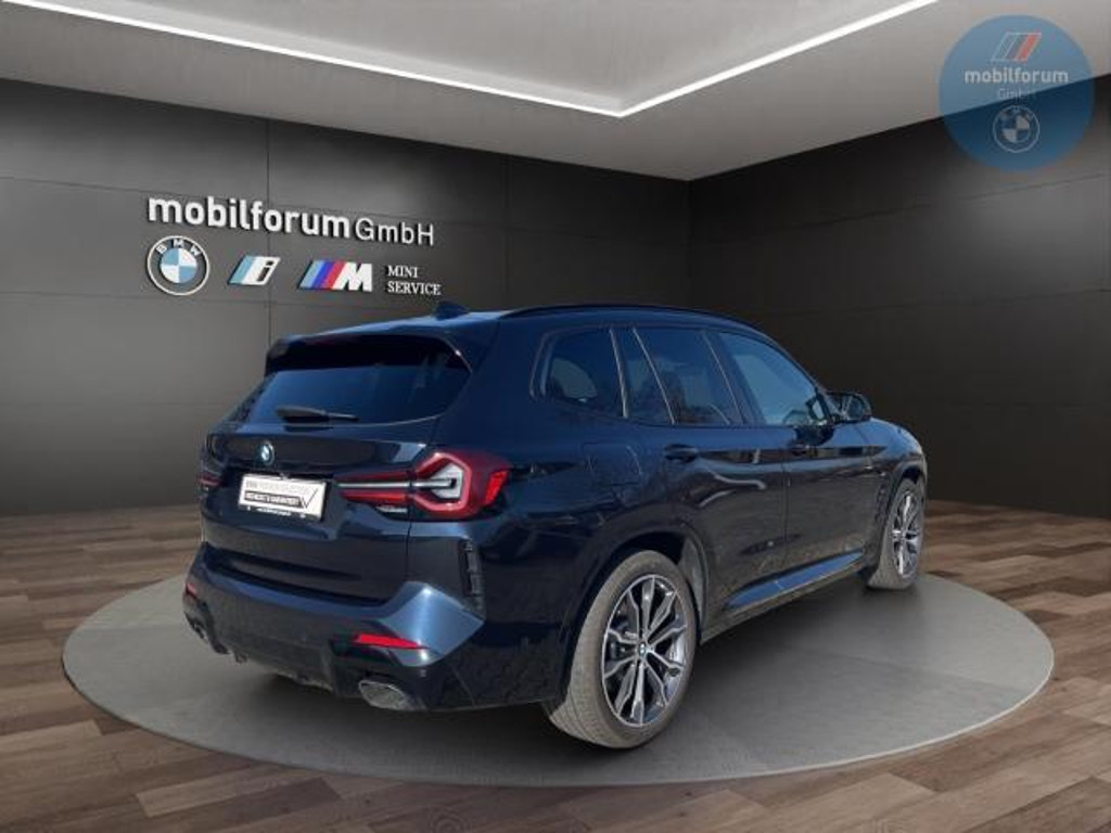BMW iX3