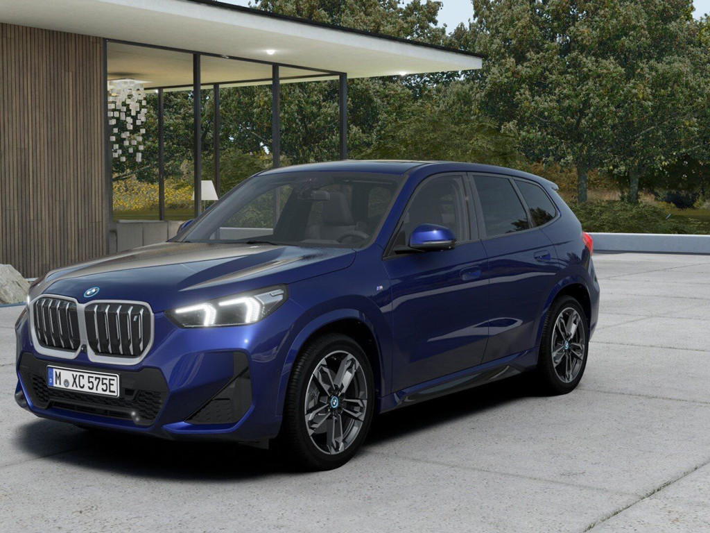 BMW iX1 xDrive30