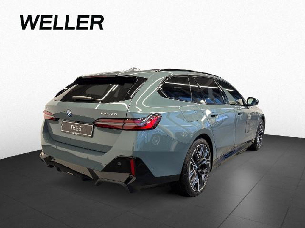 BMW i5 Touring eDrive40