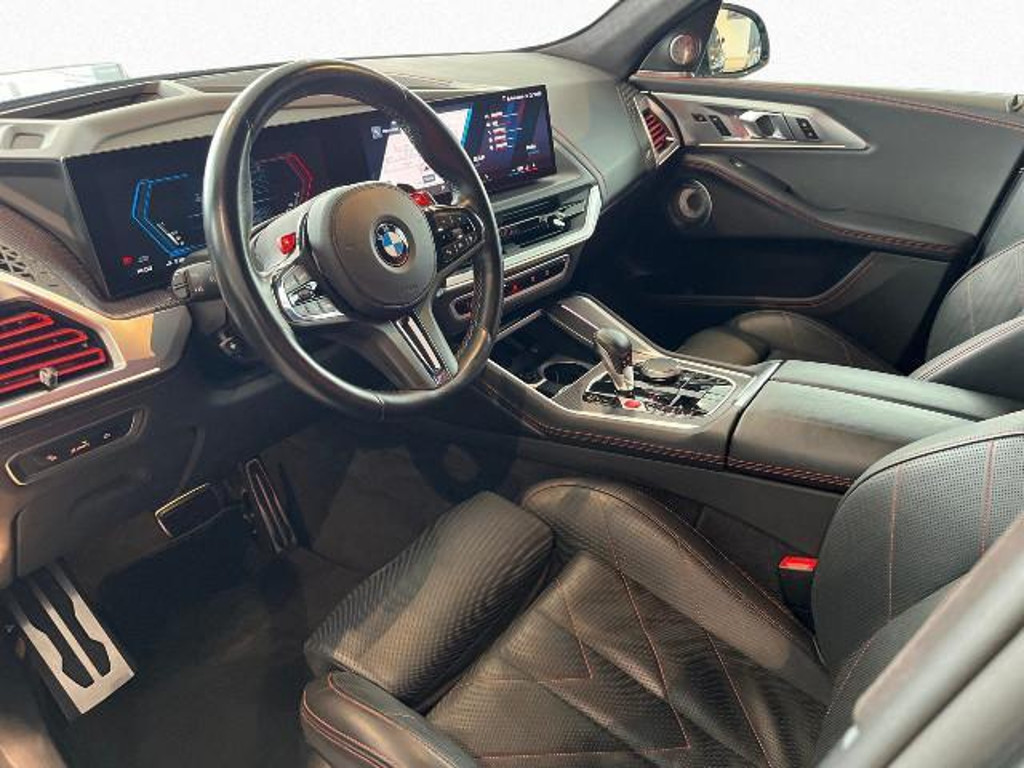 BMW XM