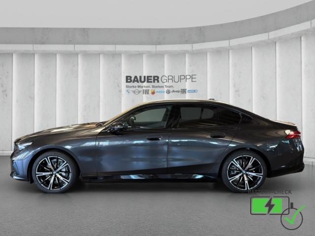 BMW i5 Sedan eDrive40