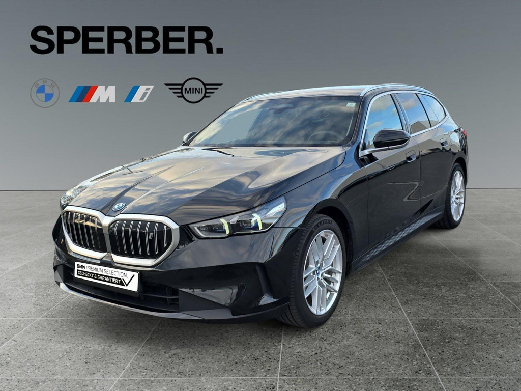 BMW i5 Touring eDrive40