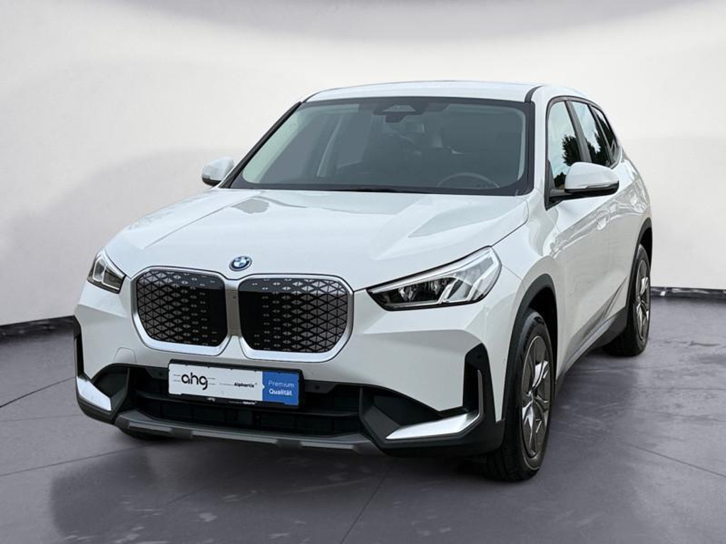 BMW iX1 xDrive30