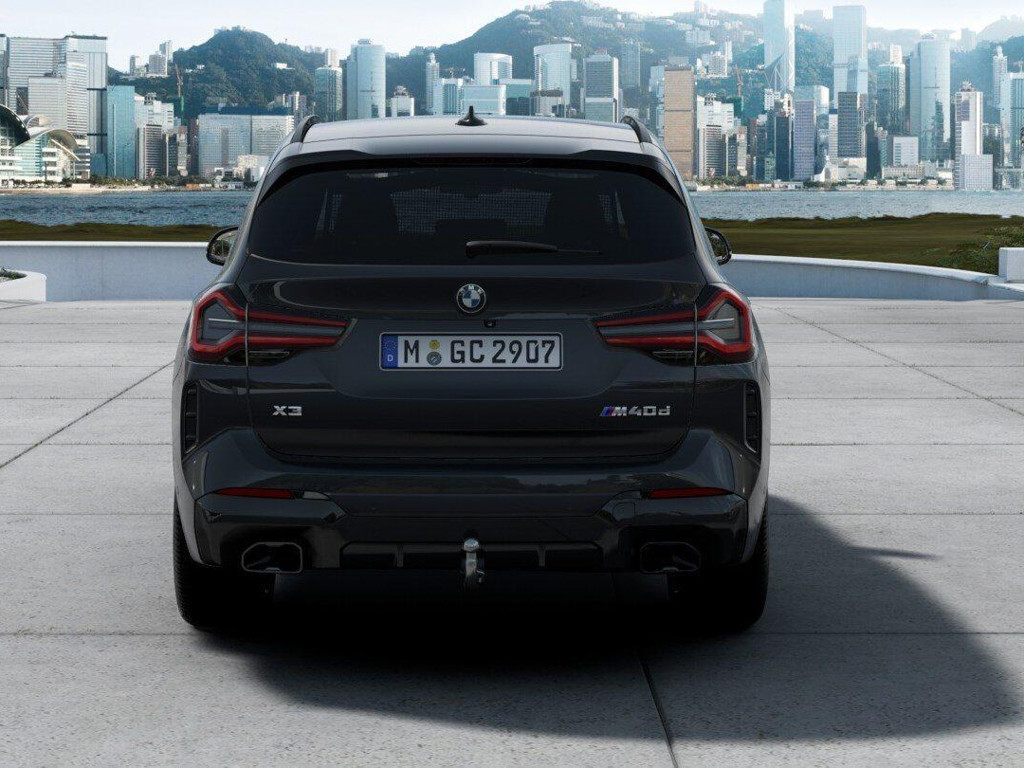 BMW iX3