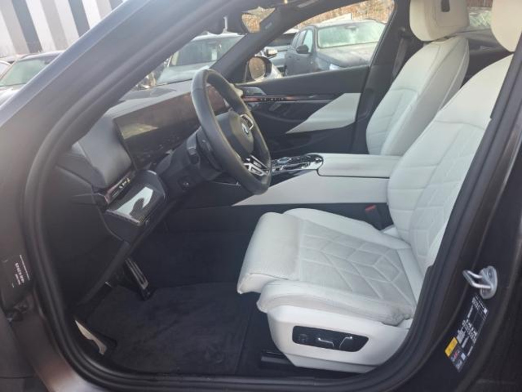 BMW i5 Sedan eDrive40