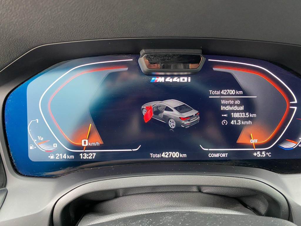 BMW M440