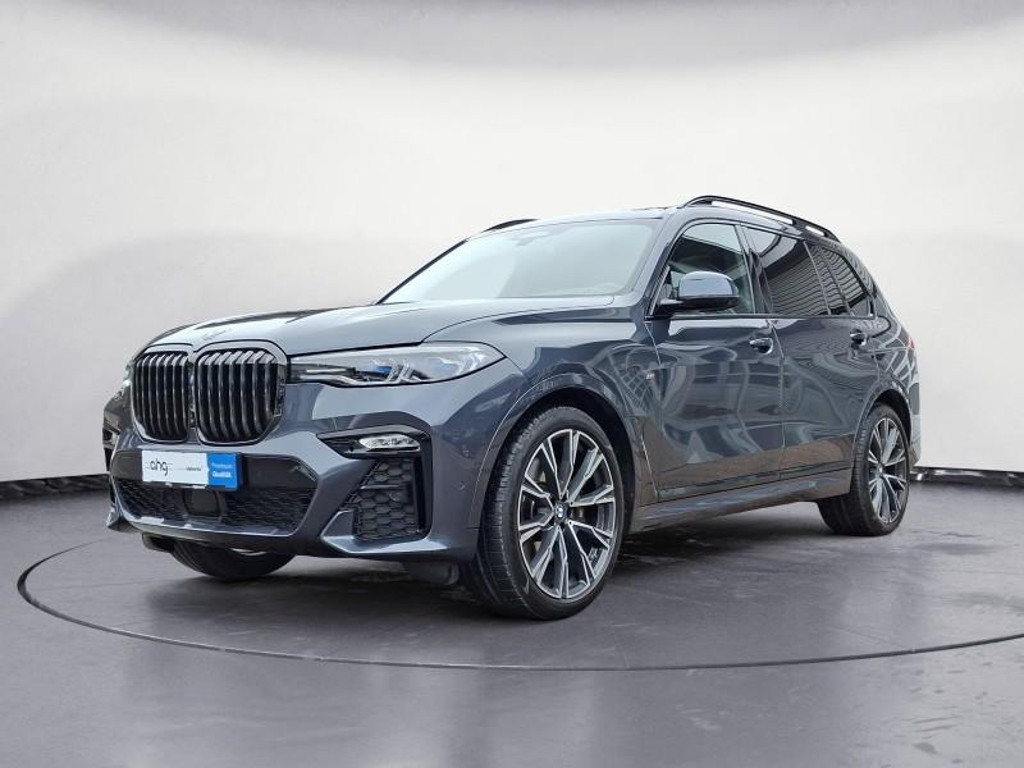 BMW X7 M50i