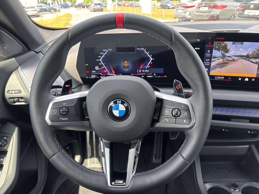 BMW M235