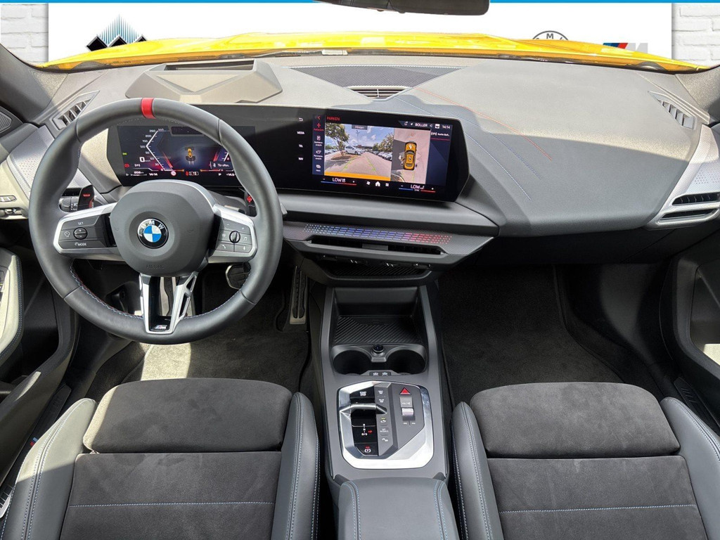 BMW M235