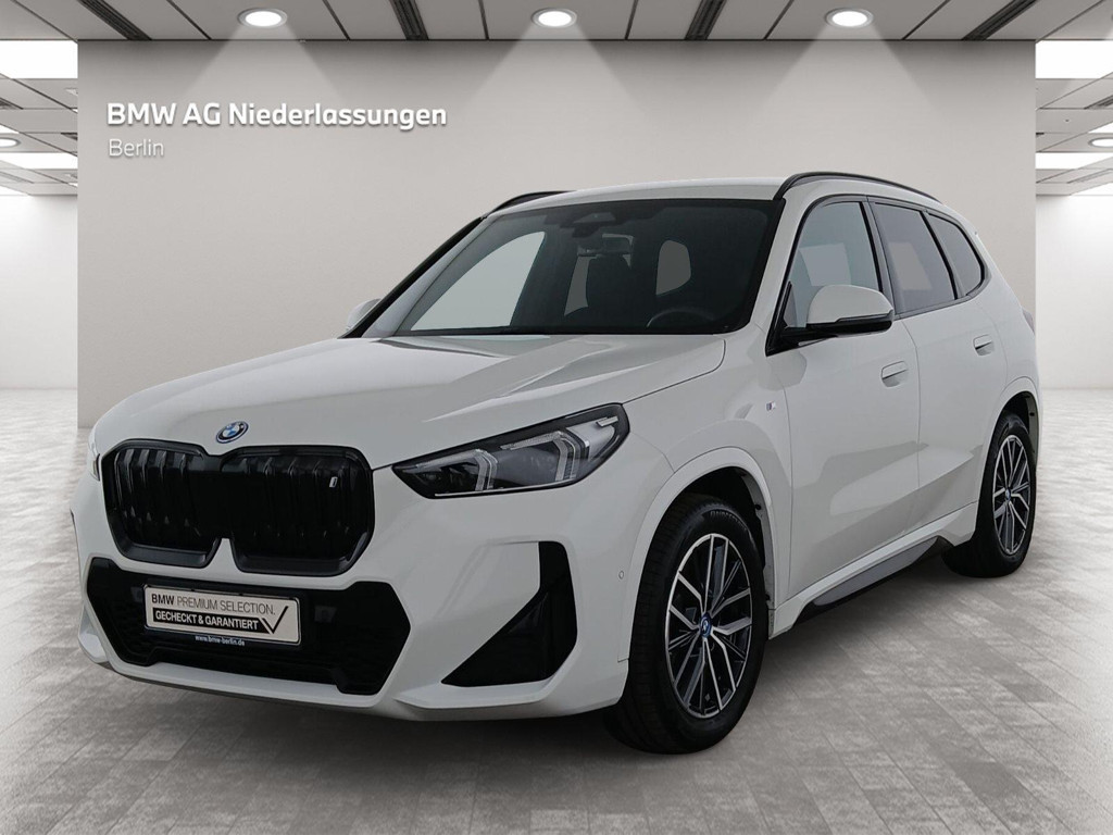BMW iX1 xDrive30