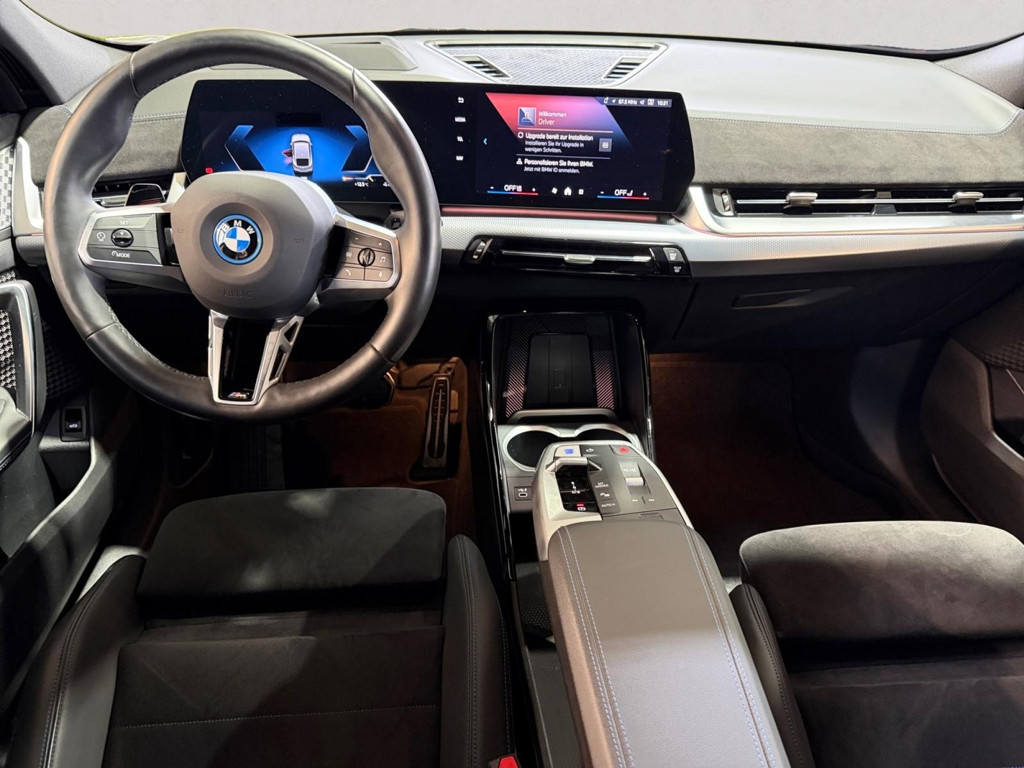 BMW iX2
