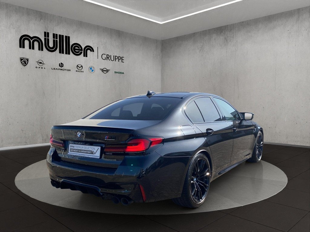 BMW M5