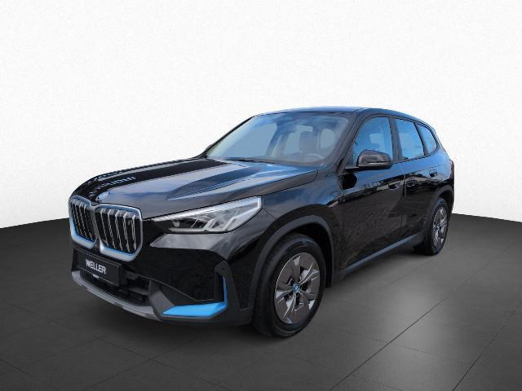 BMW iX1 xDrive30