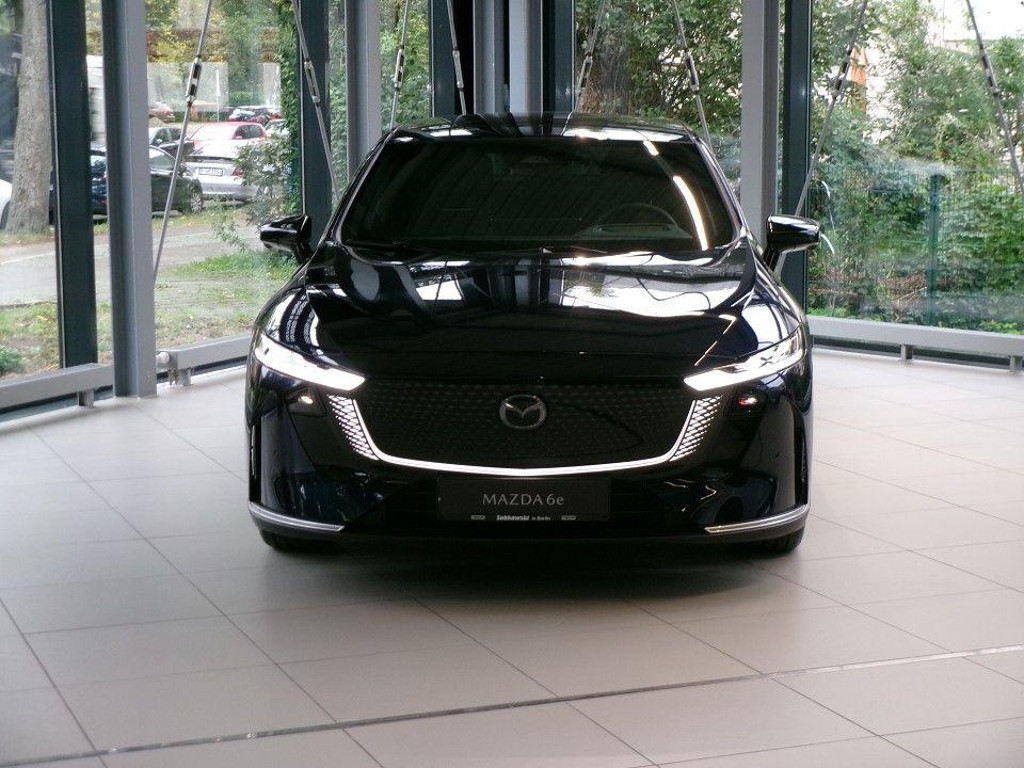 Mazda 6e