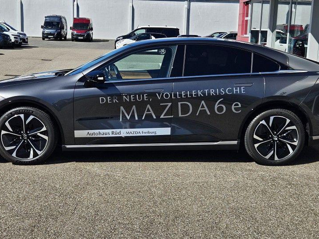 Mazda 6e