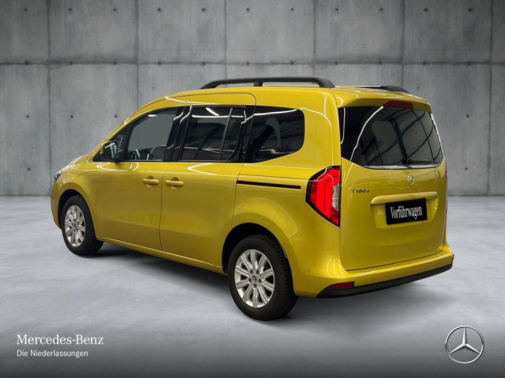 Mercedes-Benz T 180