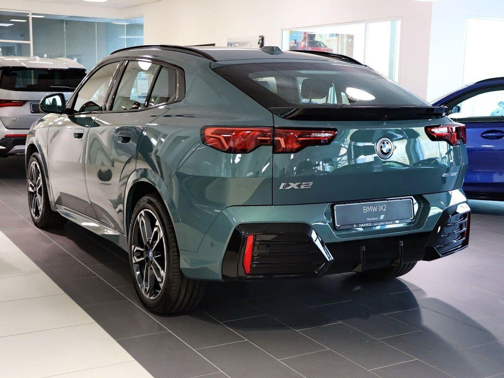 BMW iX2
