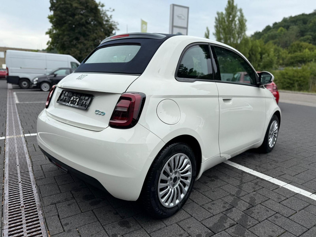 Fiat 500e