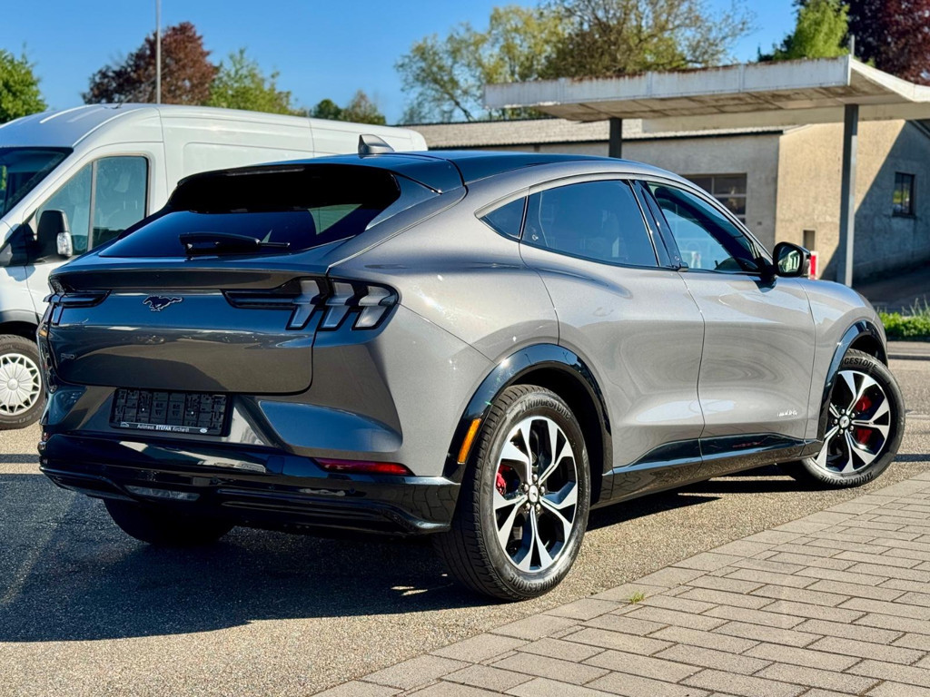Ford Mustang Mach-E