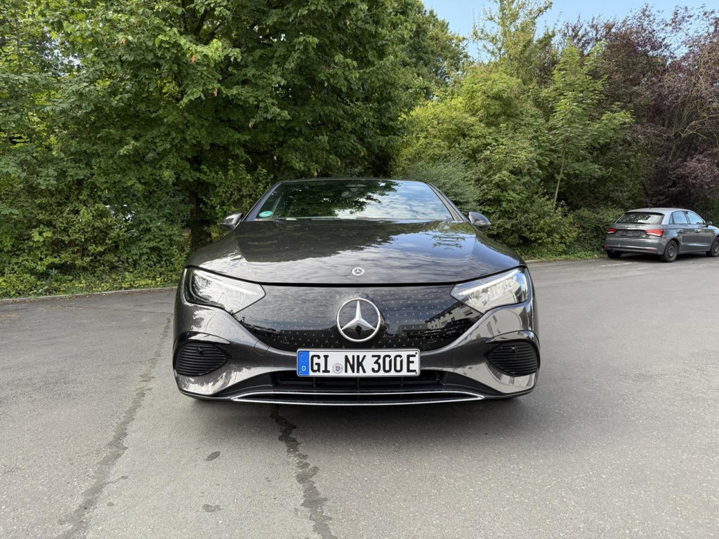 Mercedes-Benz E-Klasse EQE 300 Sedan