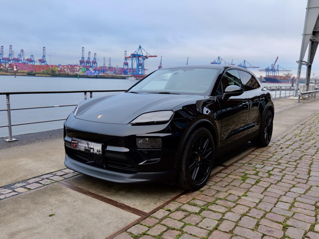 Porsche Macan 4