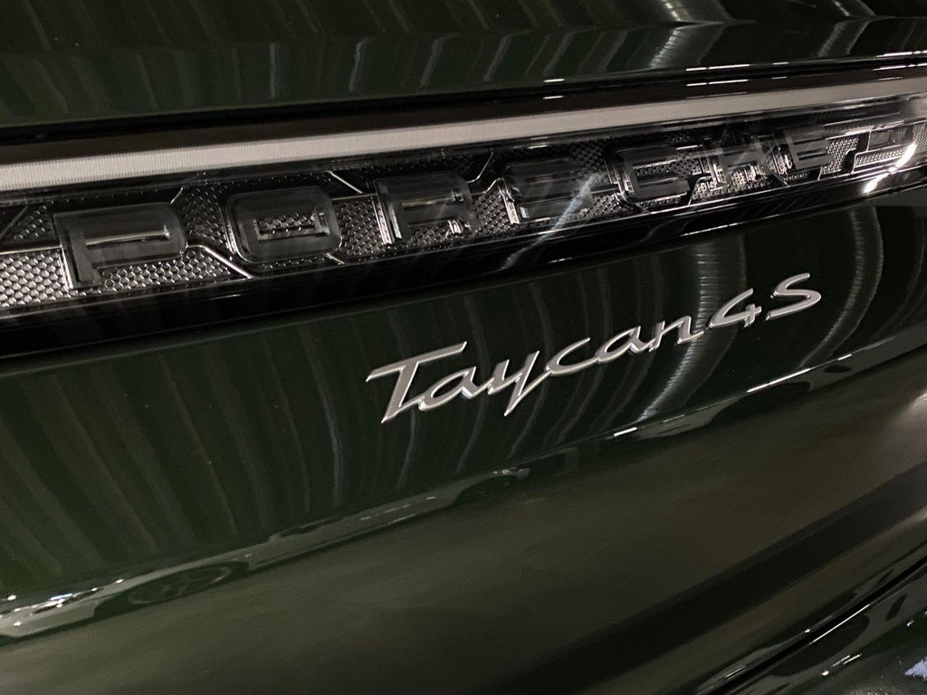 Porsche Taycan