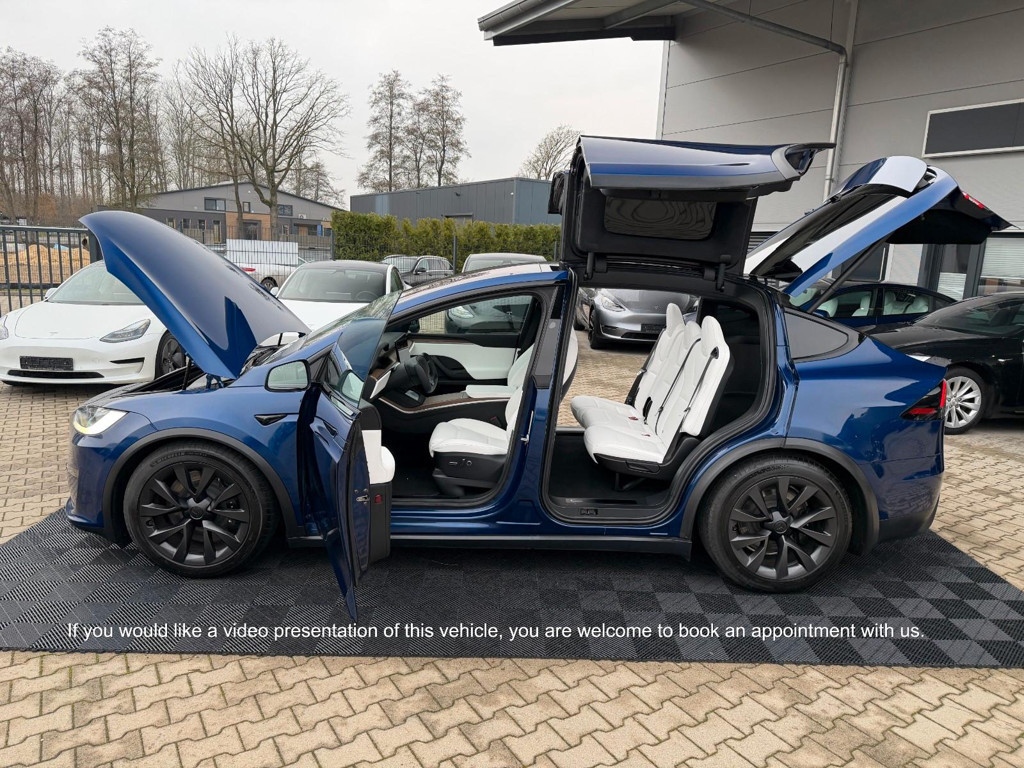 Tesla Model X