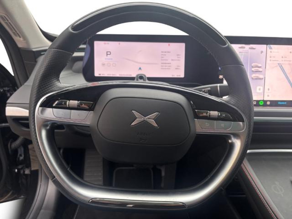 Xpeng P7