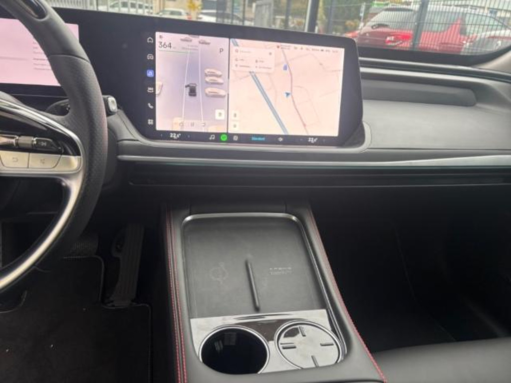 Xpeng P7