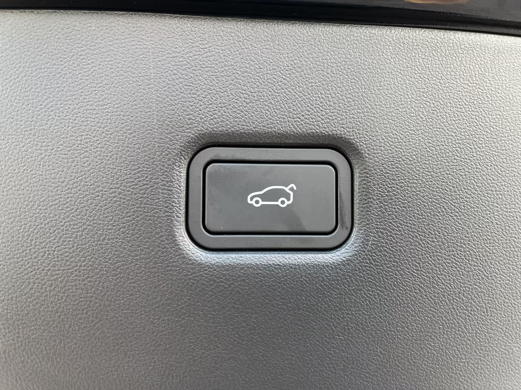 Xpeng G6