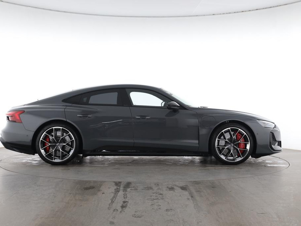 Audi RS e-tron GT