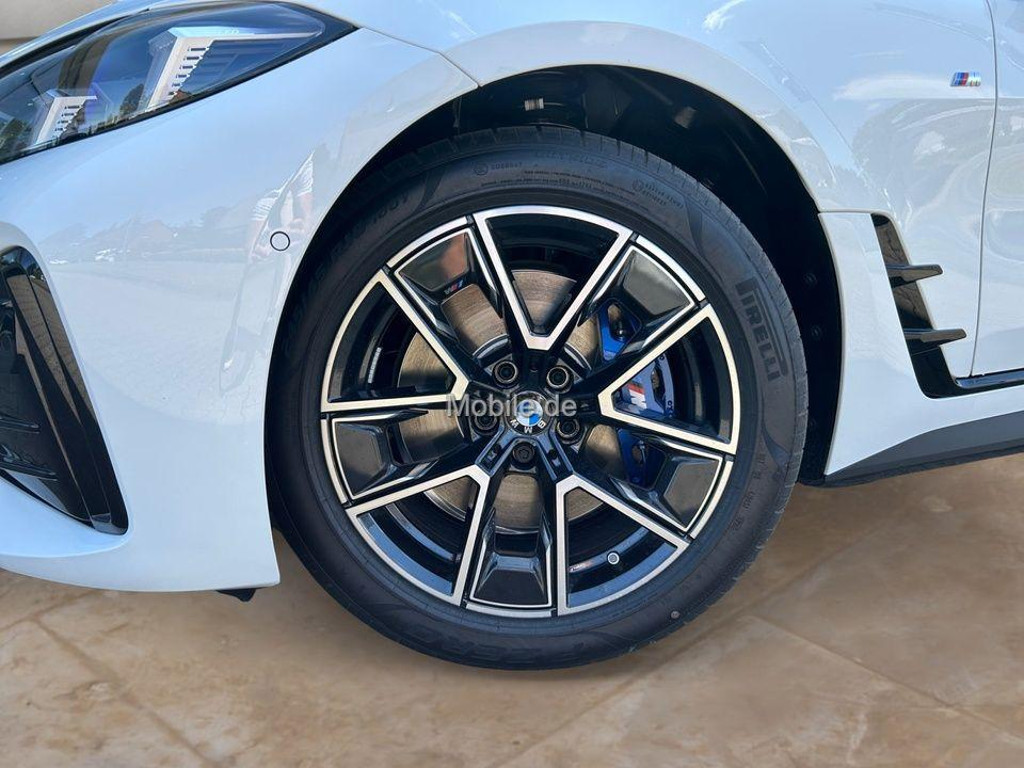 BMW i4 M-Sport Sedan eDrive40
