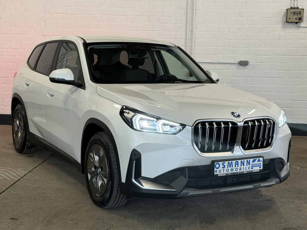 BMW iX1 xDrive30