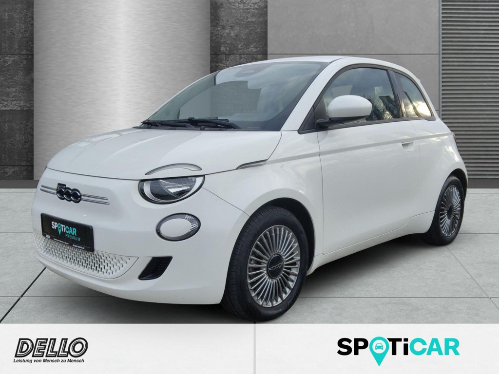 Fiat 500e Navi Apple CarPlay Android Auto Klimaautom