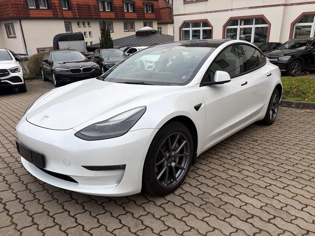 Tesla Model 3 Long Range Dual Motor AWD